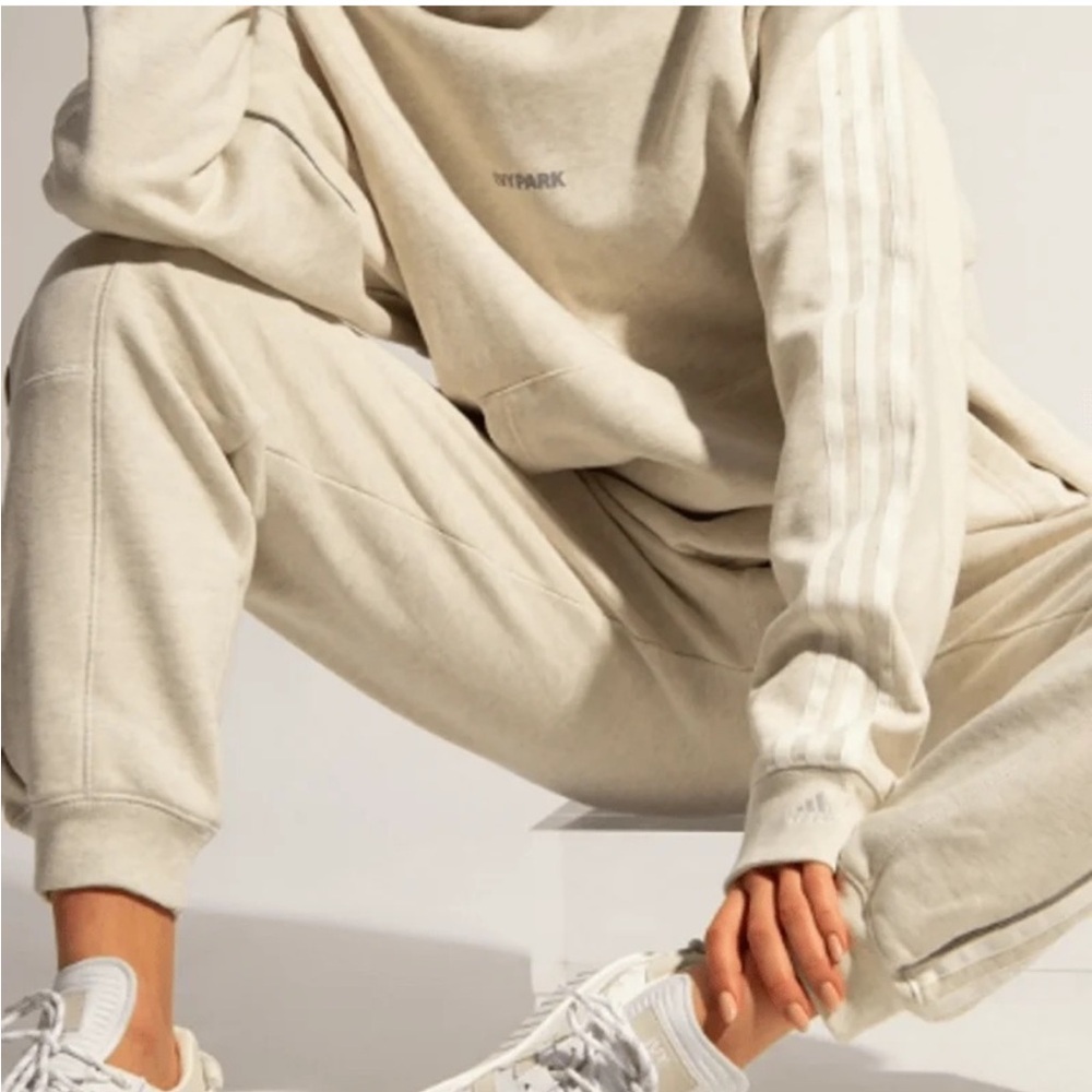 Beige Ivy Park x Adidas sweatshirt and sweatpant set